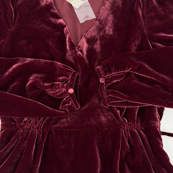 NWT J. Crew Burgundy Red Velvet Top Women's Size 8 Faux-Wrap Holiday Party - Picture 7 of 13